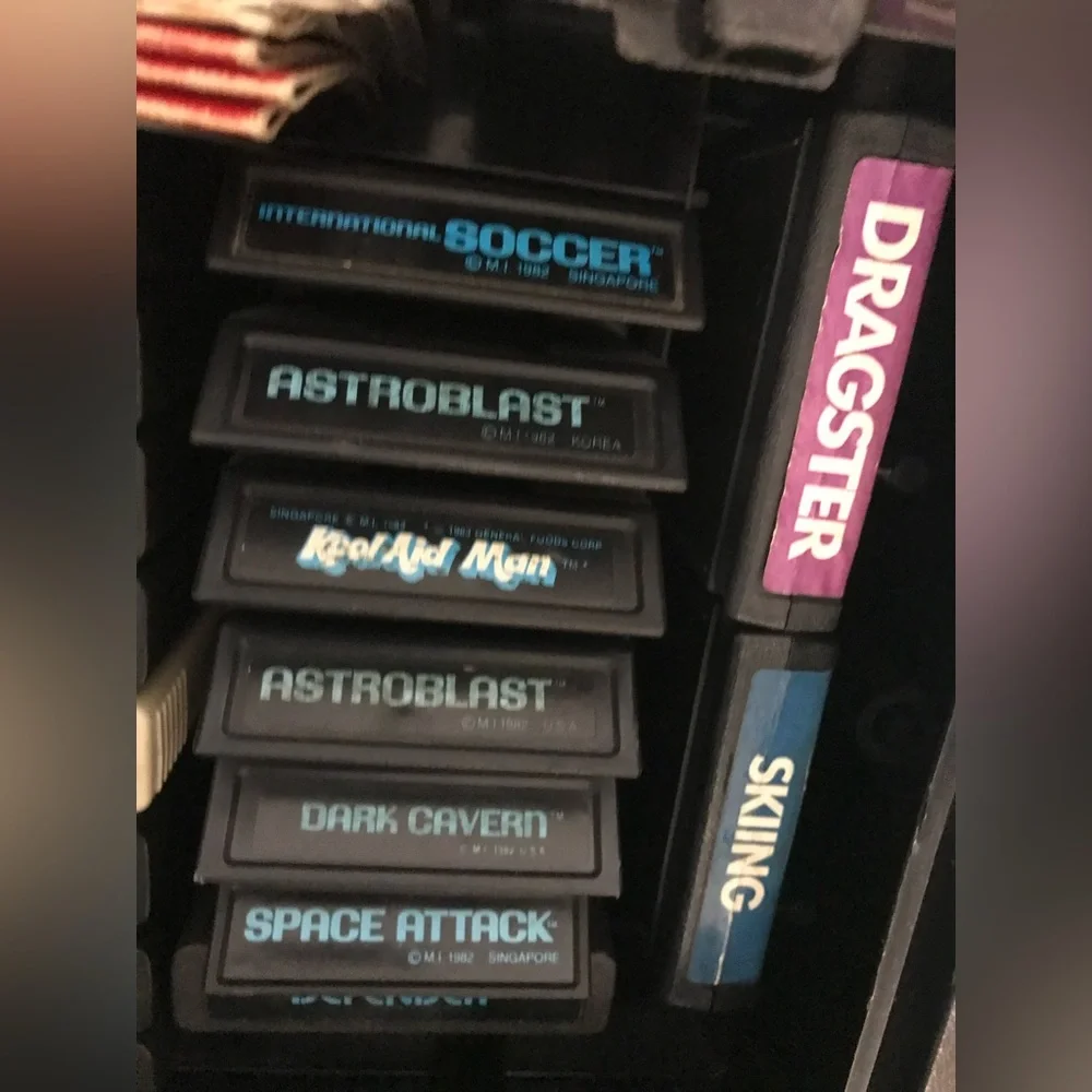 Doesn’t power up- Atari 2600 Game Center console with games